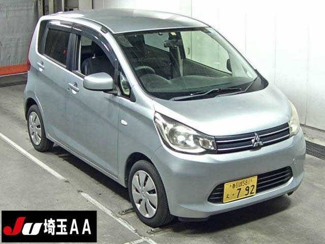 15325 MITSUBISHI EK WAGON B11W 2013 г. (JU Saitama)